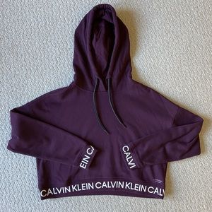 CALVIN KLEIN PERFORMANCE CROPPED LOGO HOODIE - SIZE MEDIUM